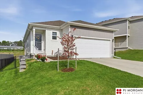 7924 N 95th Ave, Omaha, NE 68122