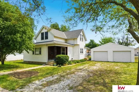 207 Colorado St, Murdock, NE 68407