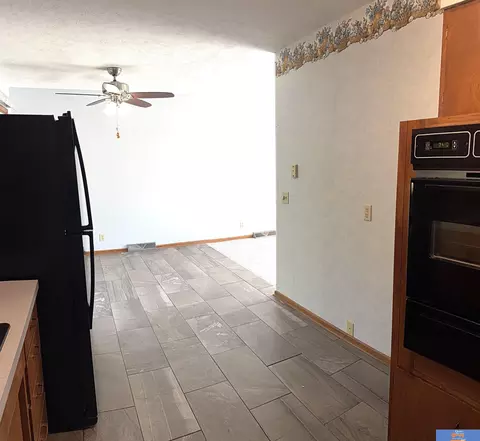 Kitchen - 1005 N 16th Ave, Beatrice, NE 68310 photo 3 of 3