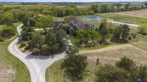 18727 Van Dorn St, Walton, NE 68461