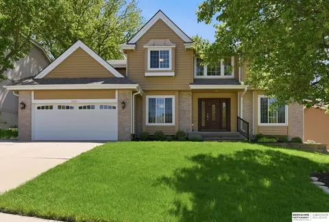 16211 Chicago St, Omaha, NE 68118