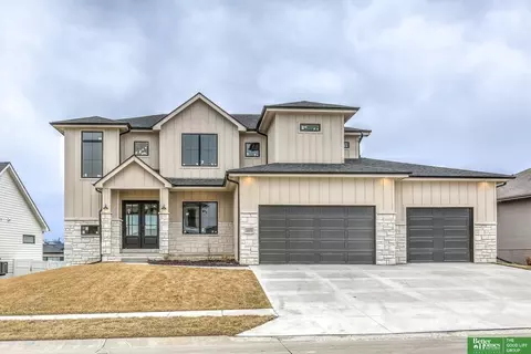 20970 Polk St, Omaha, NE 68022