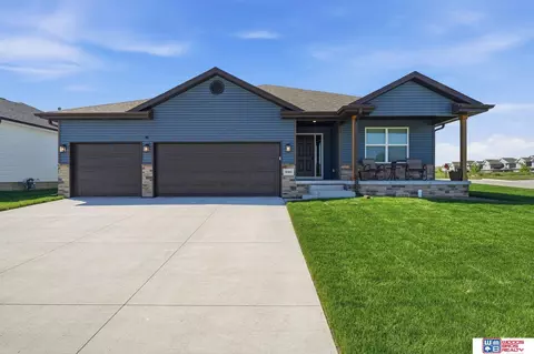 8901 Kinzie St, Lincoln, NE 68507