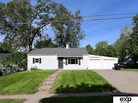 1514 N 70 Ave, Omaha, NE 68104