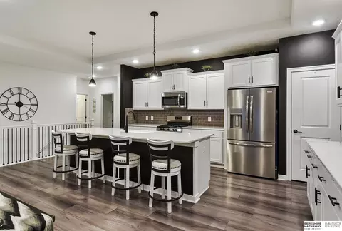 7713 S 200 St, Gretna, NE 68028