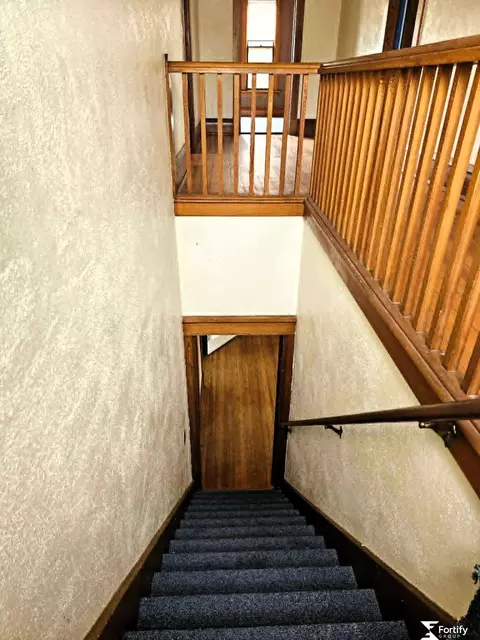 Entry Way - 201 S Jefferson St, Bruning, NE 68322 photo 2 of 3