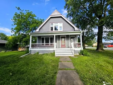 Exterior - 201 S Jefferson St, Bruning, NE 68322 photo 9 of 11