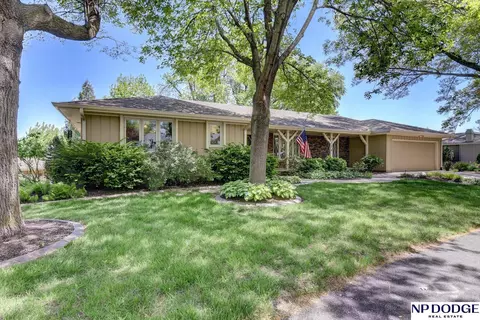 1154 James Dr, Blair, NE 68008