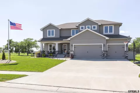 7402 N 281 Ave, Valley, NE 68064