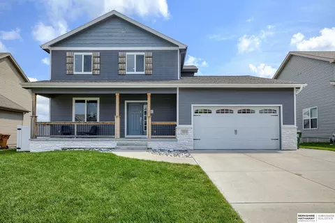 10213 N 152nd Ave, Bennington, NE 68007