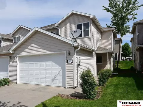 3612 Mclaughlin Dr, Lincoln, NE 68516
