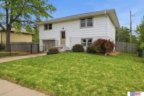 851 W Rose St, Lincoln, NE 68522