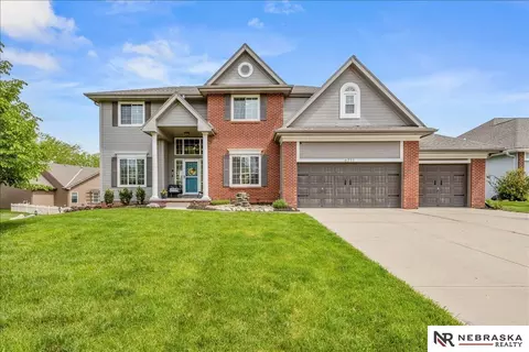 6711 S 185th Ave, Omaha, NE 68135