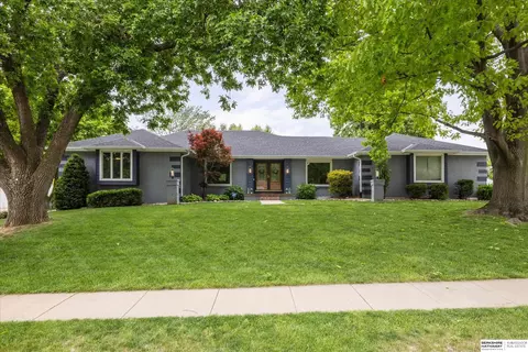 5526 S 124th St, Omaha, NE 68137