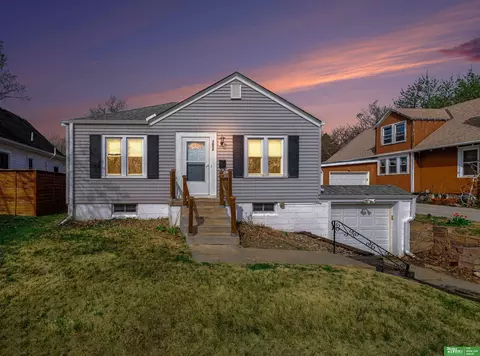1804 N 48 Ave, Omaha, NE 68104