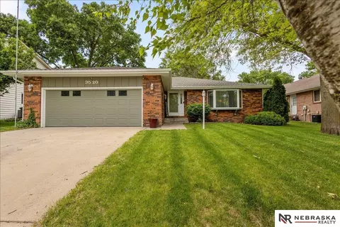 3520 S Hope Ct, Lincoln, NE 68502
