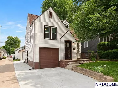 4406 Pacific St, Omaha, NE 68105