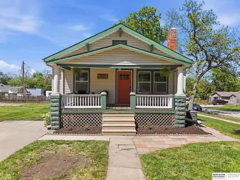 3342 W St, Lincoln, NE 68503