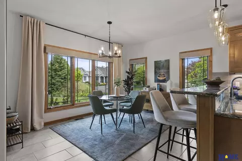 Dining - 6730 Wildrye Rd, Lincoln, NE 68521 photo 3 of 4
