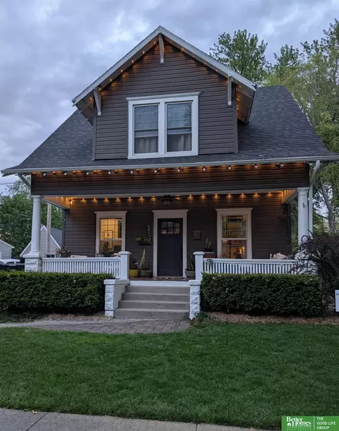 641 E 9th St, York, NE 68467
