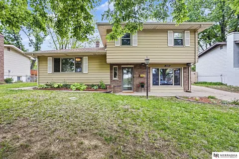 3629 S 75th St, Omaha, NE 68124