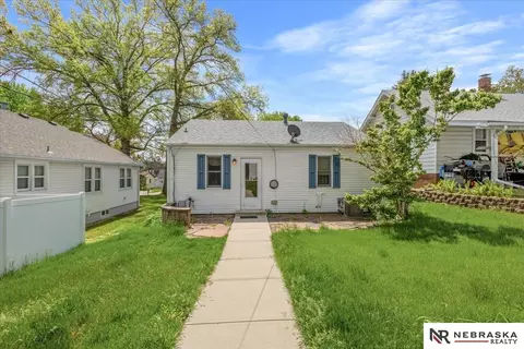 Exterior - 322 E 1st St, Wahoo, NE 68066 photo 2 of 5