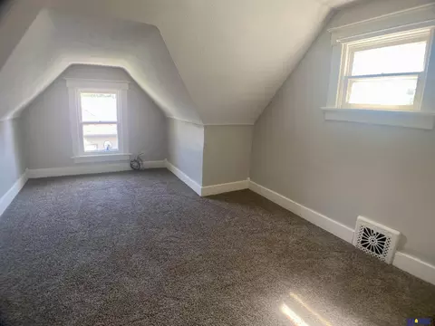 Bedroom - 605 N 10th St, Beatrice, NE 68310 photo 3 of 4