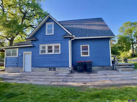 Exterior - 605 N 10th St, Beatrice, NE 68310 photo 8 of 8