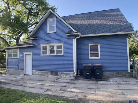 Exterior - 605 N 10th St, Beatrice, NE 68310 photo 6 of 8