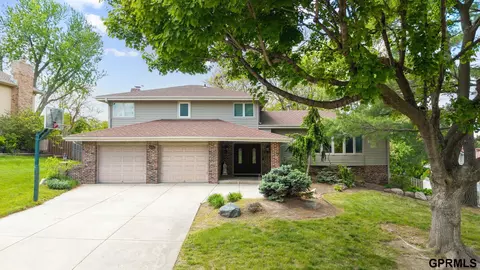 1226 N 121 St, Omaha, NE 68154