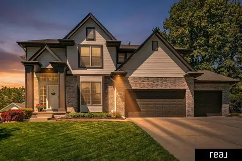 1906 S 194th St, Omaha, NE 68130