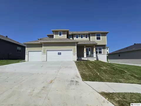 10908 N 159 Ave, Bennington, NE 68007