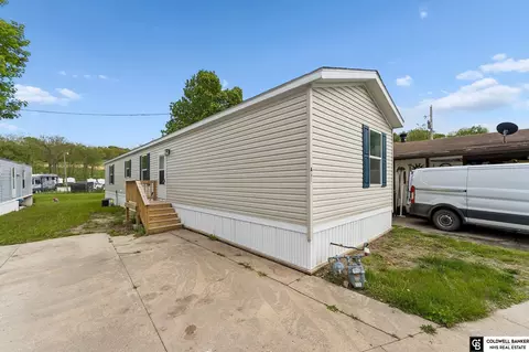 3701 Mckinley St # 45A, Omaha, NE 68112
