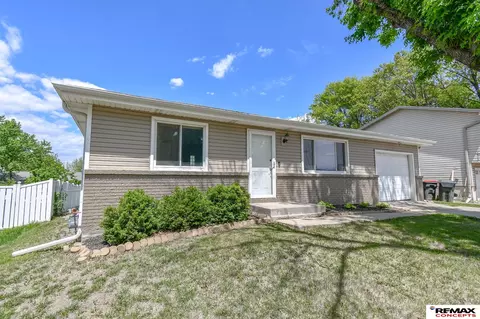 1814 W Peach St, Lincoln, NE 68522