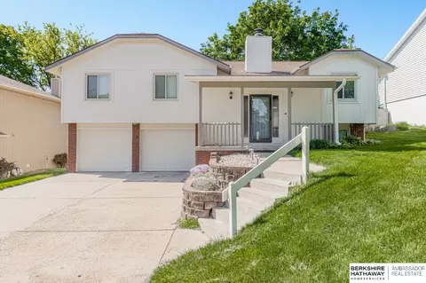 16511 Arbor St, Omaha, NE 68130