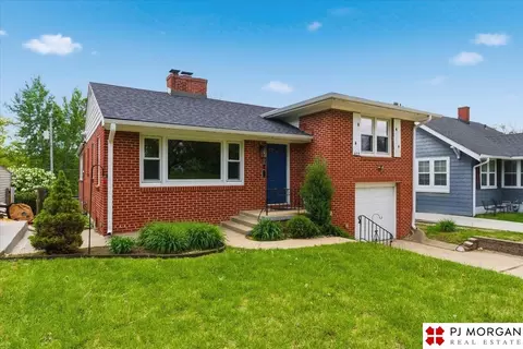 6315 Pacific St, Omaha, NE 68106