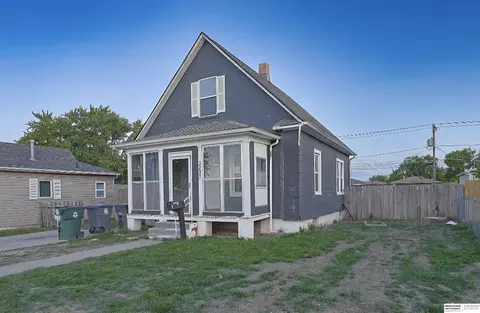 3227 2nd Ave, Council Bluffs, IA 51501