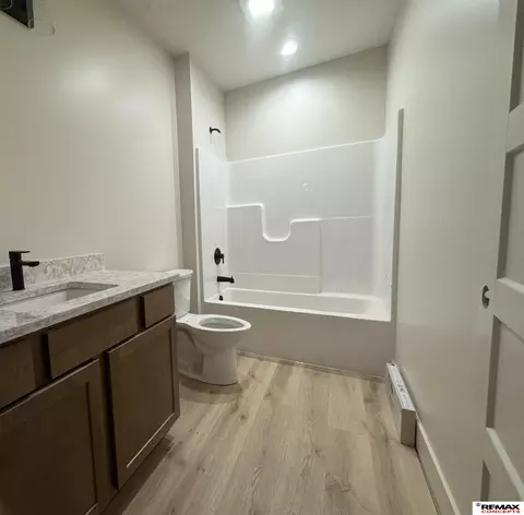 Bath - 3043 Bertram St, Roca, NE 68430 photo 4 of 4