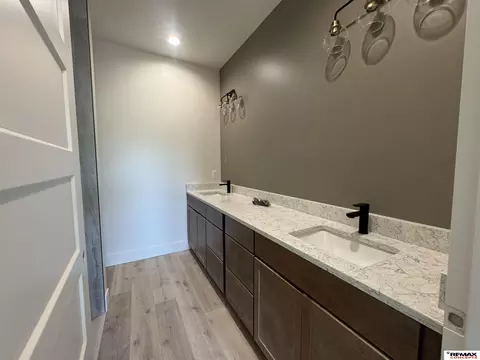 Bath - 3043 Bertram St, Roca, NE 68430 photo 1 of 4