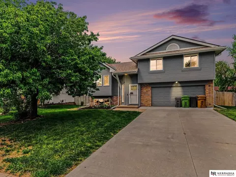 3404 Henery Rd, Bellevue, NE 68123
