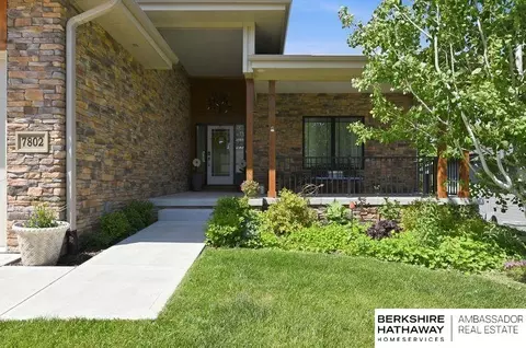 Exterior - 7802 N 166th St, Bennington, NE 68007 photo 2 of 10