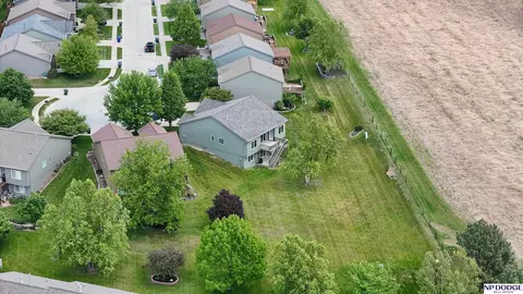 6505 N 142 Cir, Omaha, NE 68164