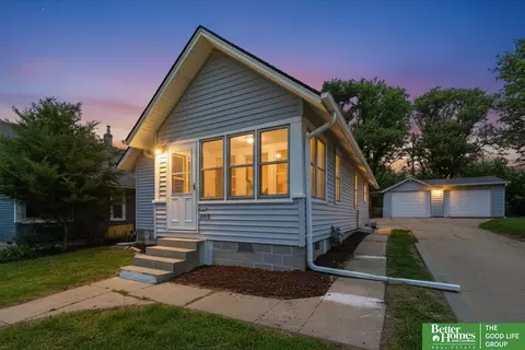 3616 Grover St, Omaha, NE 68105