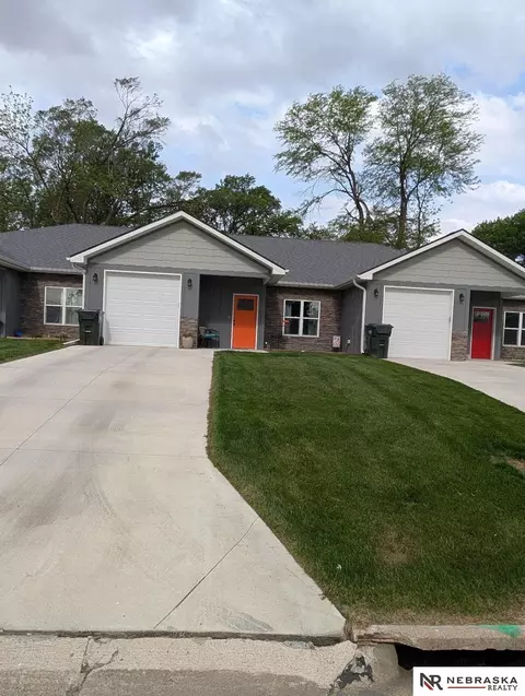 1273 Spruce St, Wahoo, NE 68066