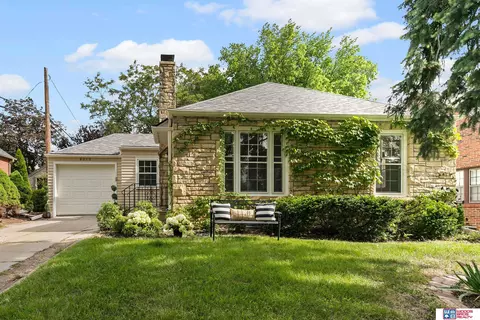 2526 Lafayette Ave, Lincoln, NE 68502