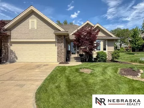 1911 Glen Cv, Council Bluffs, IA 51503
