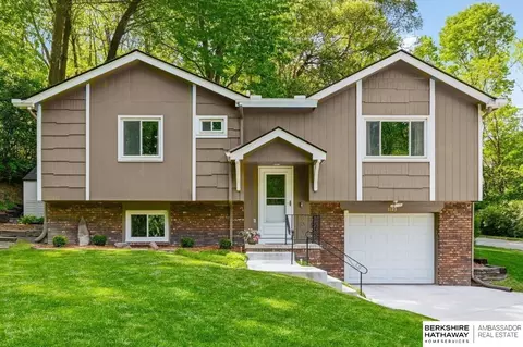 1123 Sandy Ln, Plattsmouth, NE 68048