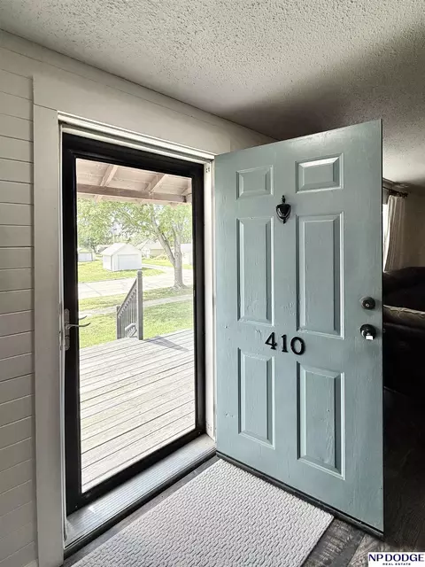 Entry Way - 410 S 7th St, Lyons, NE 68038 photo 1 of 6