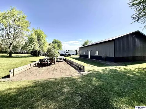 Exterior - 410 S 7th St, Lyons, NE 68038 photo 8 of 8