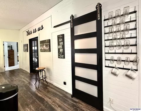 Entry Way - 410 S 7th St, Lyons, NE 68038 photo 6 of 6